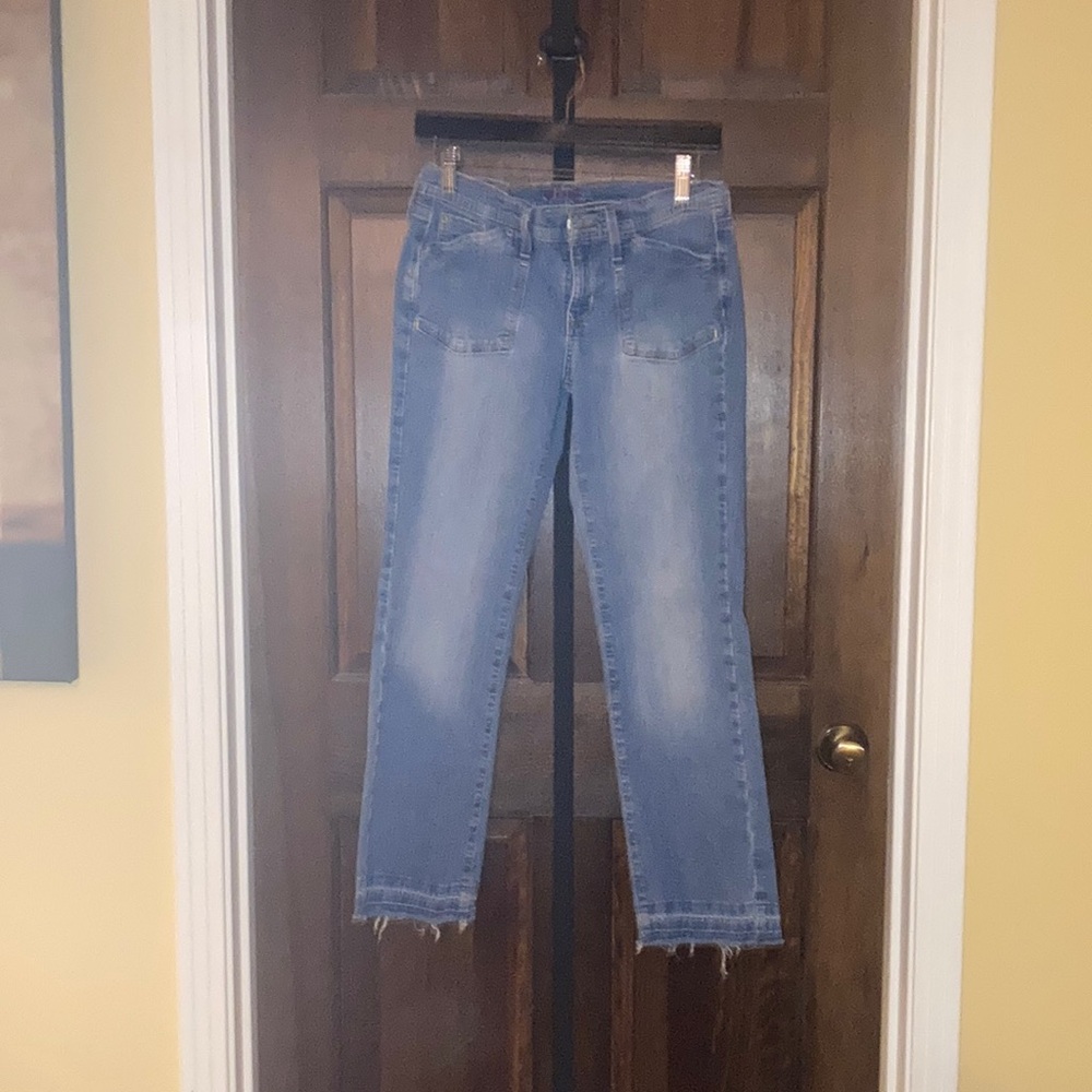 Hint Stylish Blue Cropped Jeans